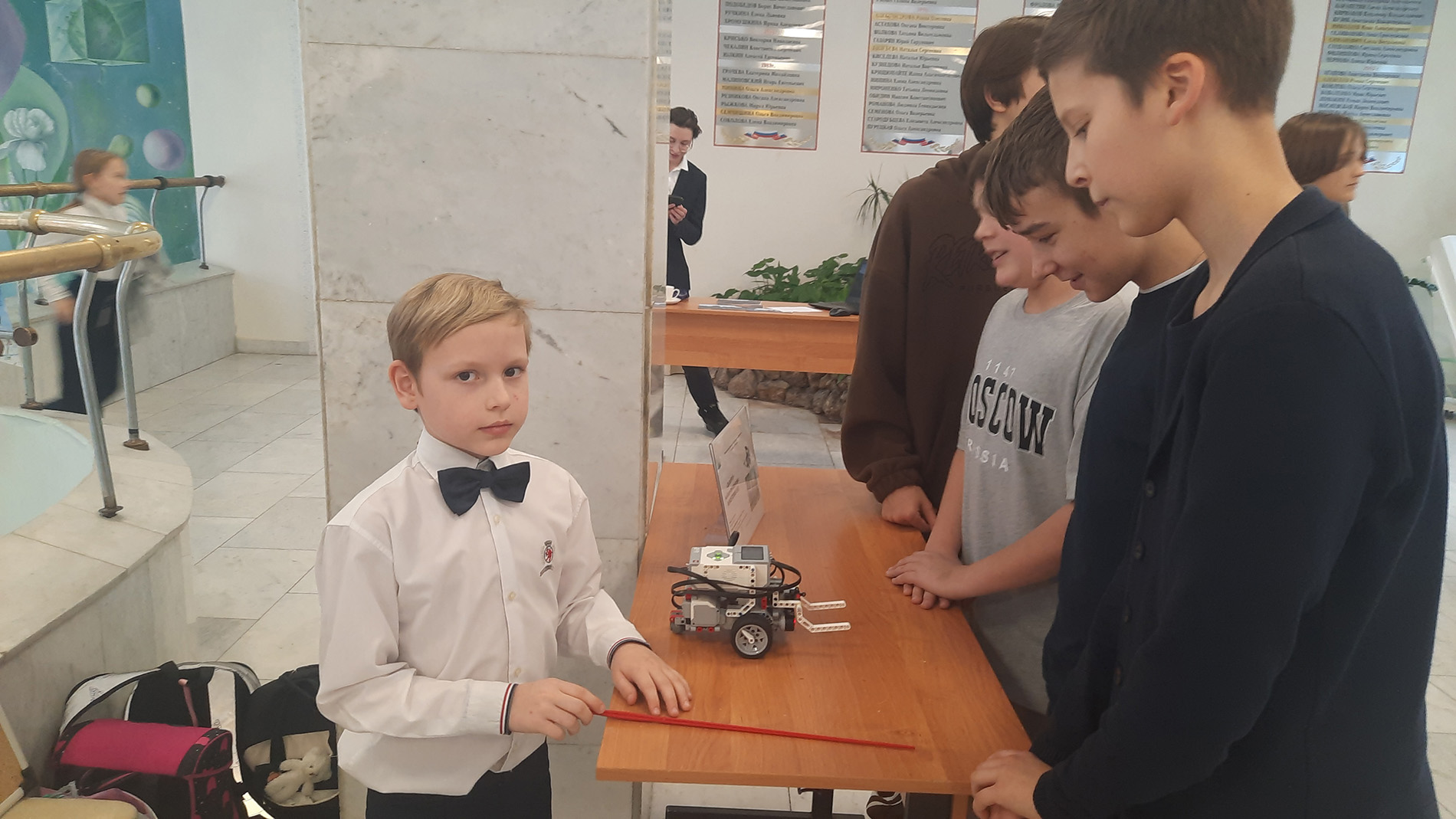 «ДИСКОРОБ» на базе конструктора MINDSTORMS EV3